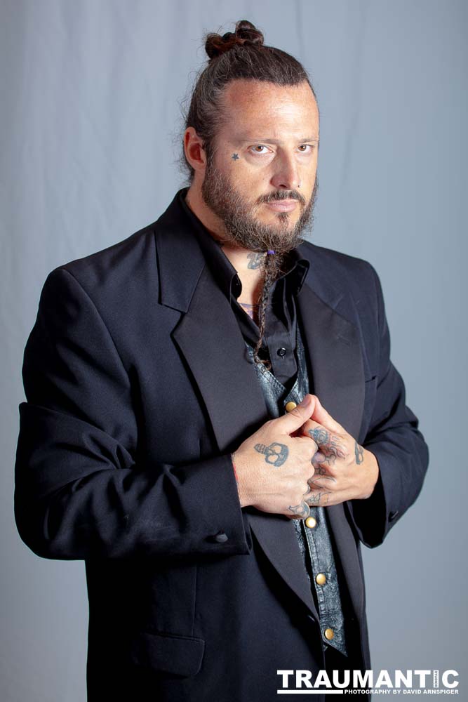 A fun promo shoot for Sinn Bodhi.