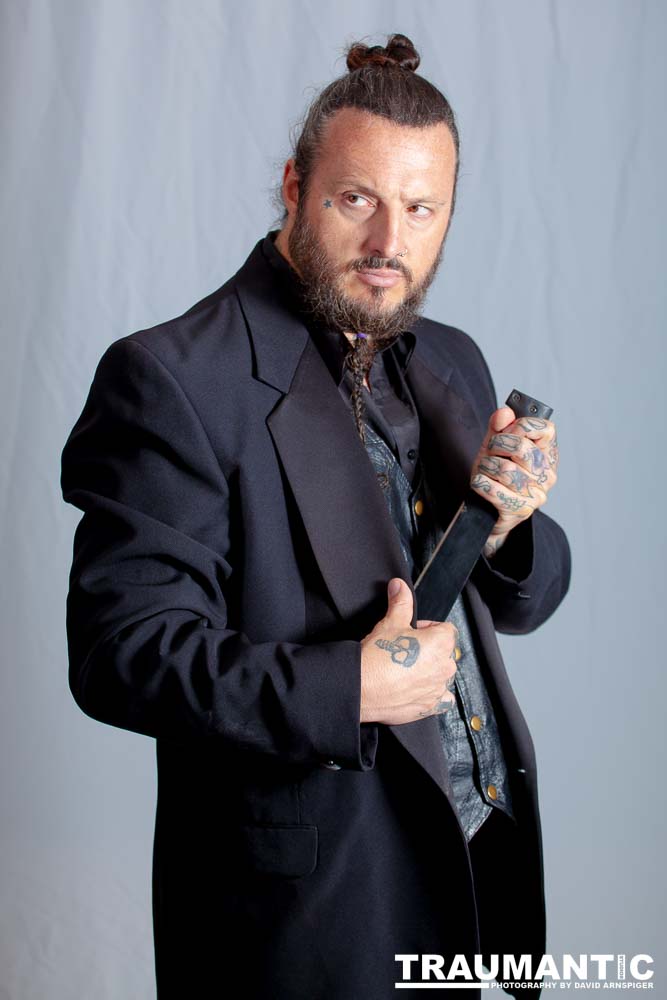 A fun promo shoot for Sinn Bodhi.