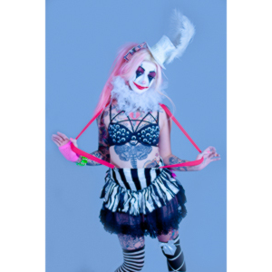 A fun promo shoot for Sinn Bodhi.