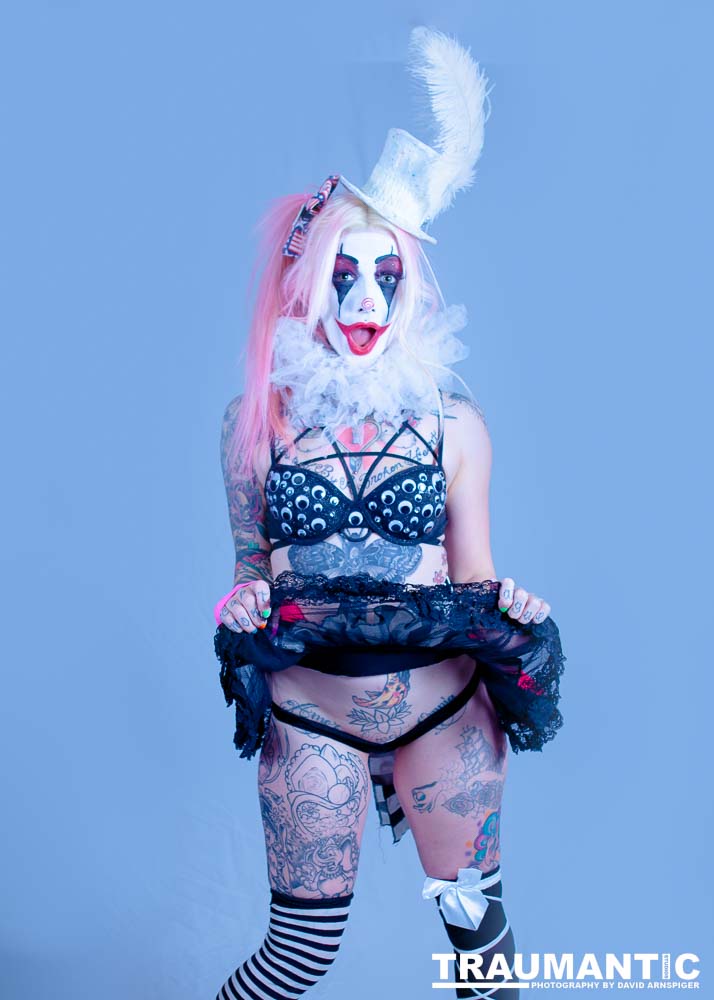 A fun promo shoot for Sinn Bodhi.