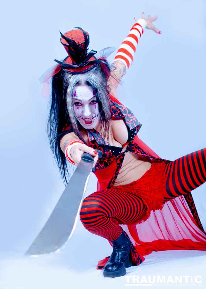 A fun promo shoot for Sinn Bodhi.