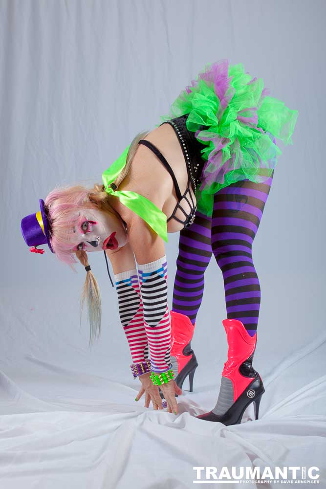 A fun promo shoot for Sinn Bodhi.