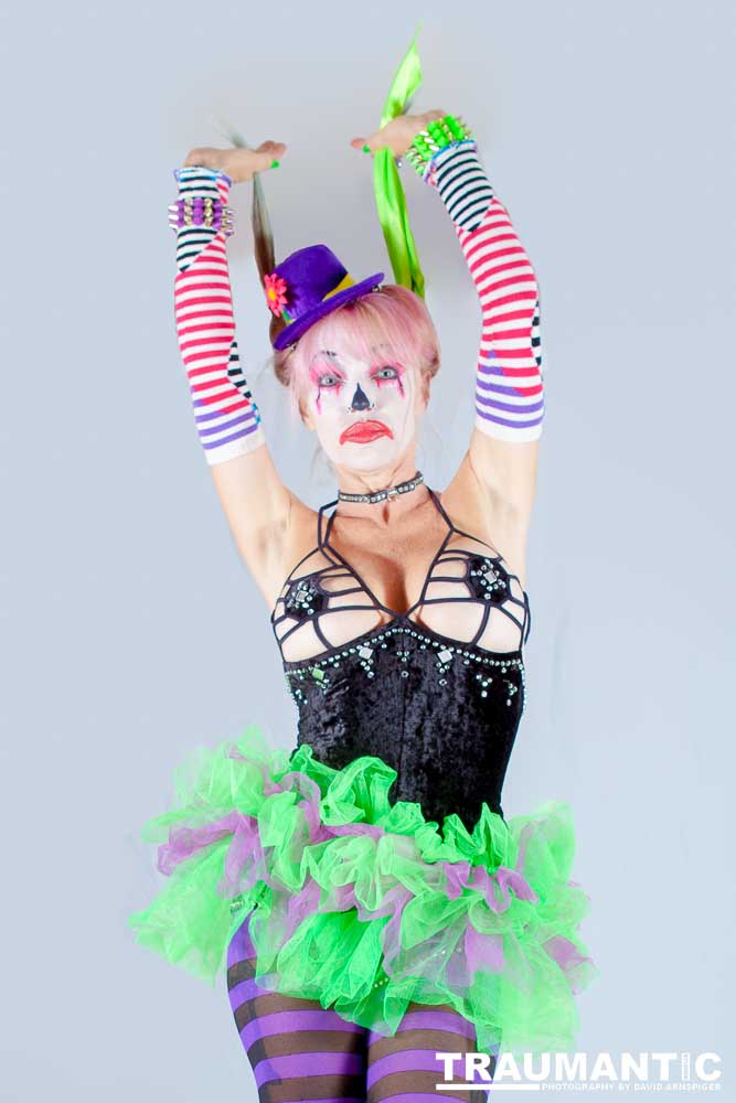 A fun promo shoot for Sinn Bodhi.