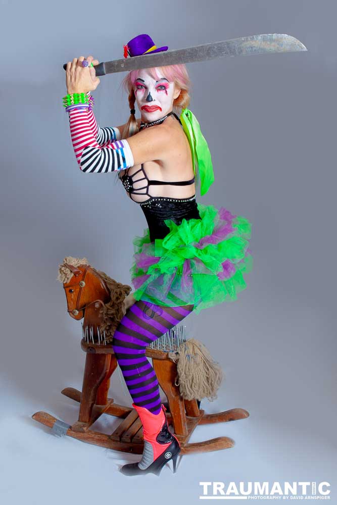 A fun promo shoot for Sinn Bodhi.