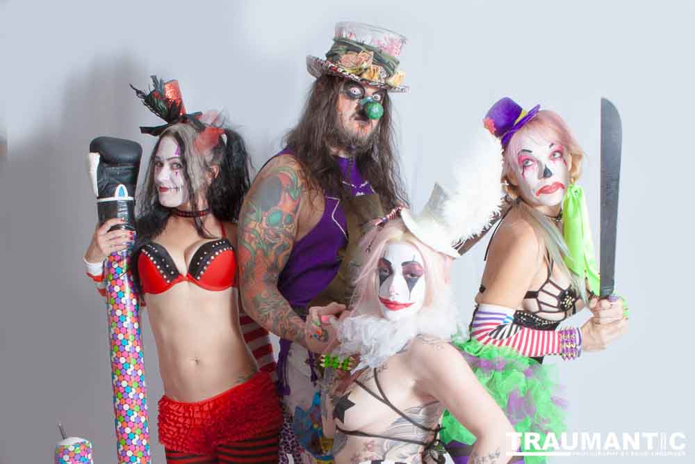 A fun promo shoot for Sinn Bodhi.