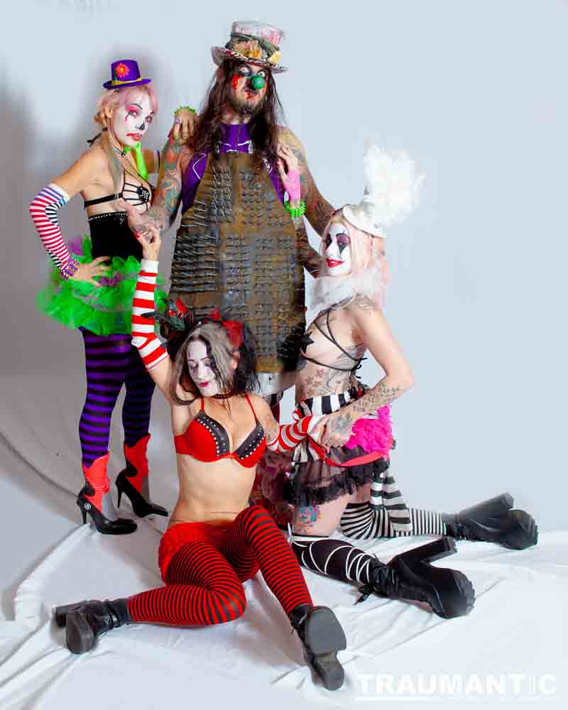 A fun promo shoot for Sinn Bodhi.