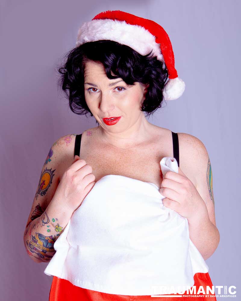 I had a couple of ideas I wanted to play with, Doll obliged.