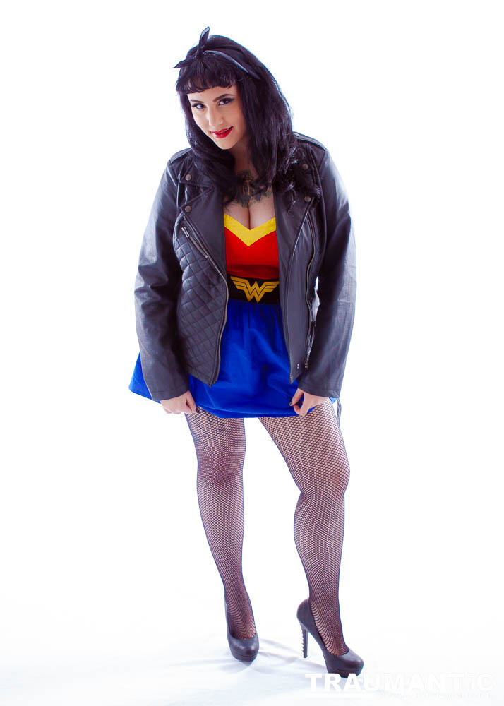 Sarah's rockabilly Wonder Woman shoot.