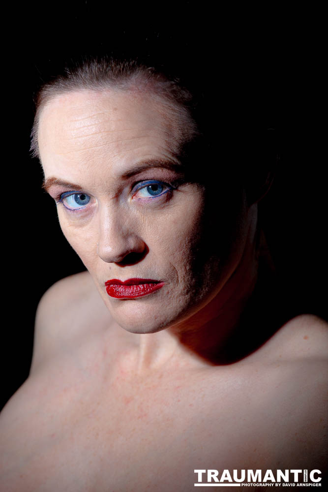 Shawan Na is a lovely person and a fun model to work with.