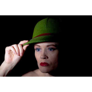 Shawan Na is a lovely person and a fun model to work with.