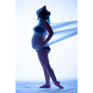 Mollie asked me to do a silhouette baby bump session.