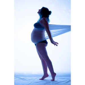 Mollie asked me to do a silhouette baby bump session.