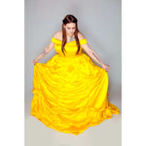 Diana (aka Smitten By Kitten) took an available session and came over with some  Cosplay options.  We had a great time and got some terrific shots.