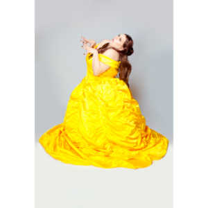 Diana (aka Smitten By Kitten) took an available session and came over with some  Cosplay options.  We had a great time and got some terrific shots.