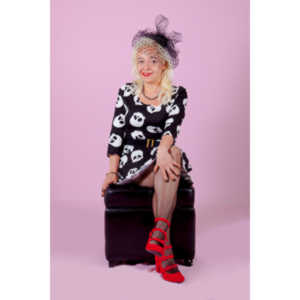 Mayra and I have had a rough road to getting together for a shoot.  Finally got it done!