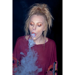 Austin asked if she and Mary could come over with their friend Kat and do a quick shoot with a Vaping theme.  Here's what we were able to do on short notice.