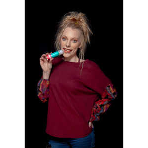 Austin asked if she and Mary could come over with their friend Kat and do a quick shoot with a Vaping theme.  Here's what we were able to do on short notice.