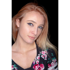 Austin asked if she and Mary could come over with their friend Kat and do a quick shoot with a Vaping theme.  Here's what we were able to do on short notice.