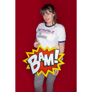 Austin asked if she and Mary could come over with their friend Kat and do a quick shoot with a Vaping theme.  Here's what we were able to do on short notice.