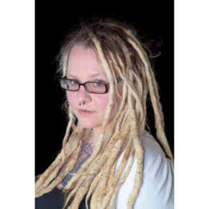 Tara signed up to do one of my Faces sessions via a model I had worked with previously.