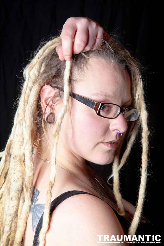 Tara signed up to do one of my Faces sessions via a model I had worked with previously.