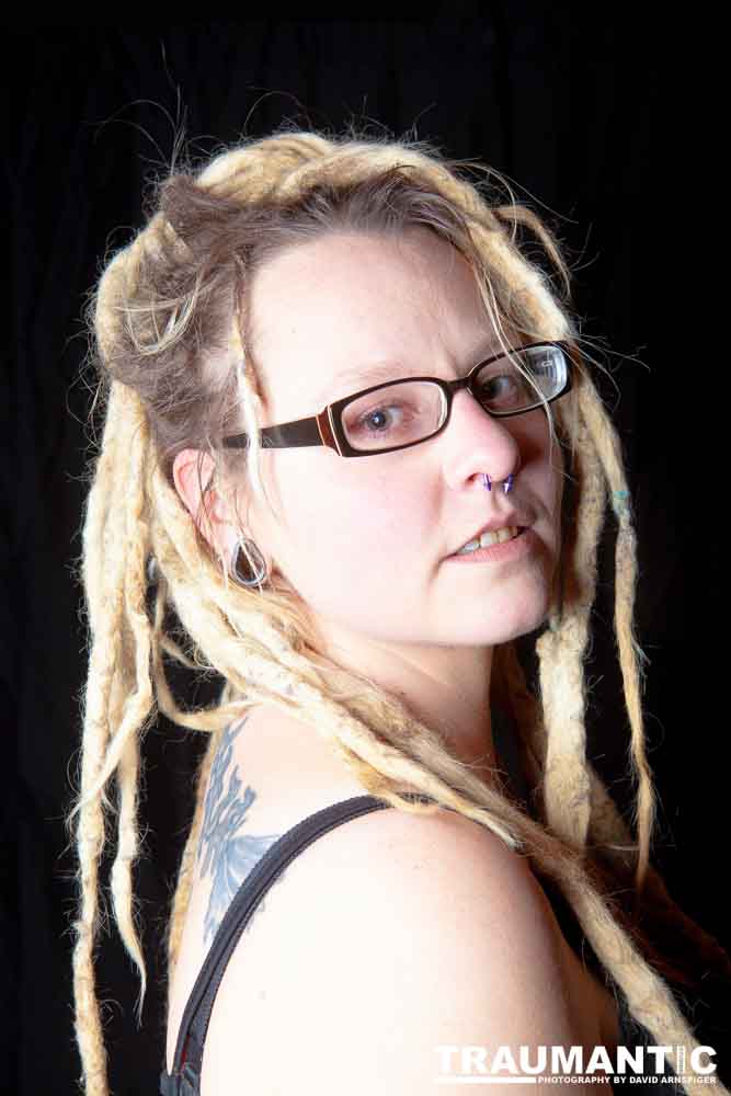 Tara signed up to do one of my Faces sessions via a model I had worked with previously.