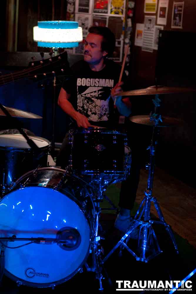 Image should appear here.