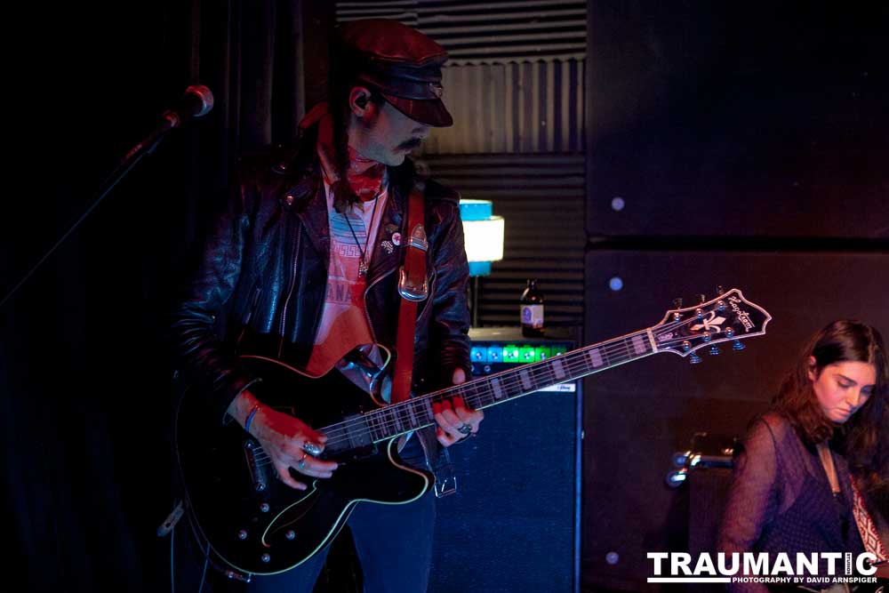 Image should appear here.