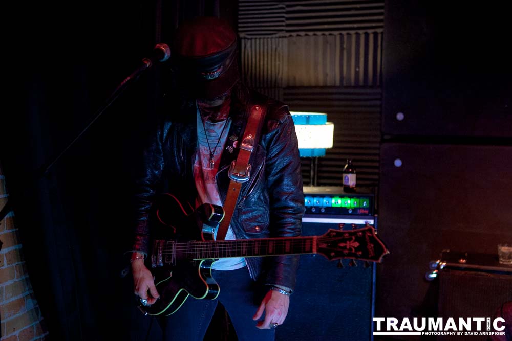 Image should appear here.