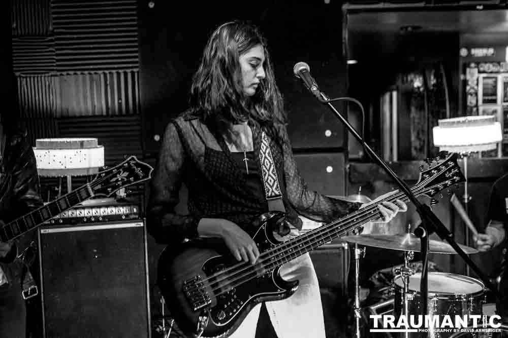 Image should appear here.