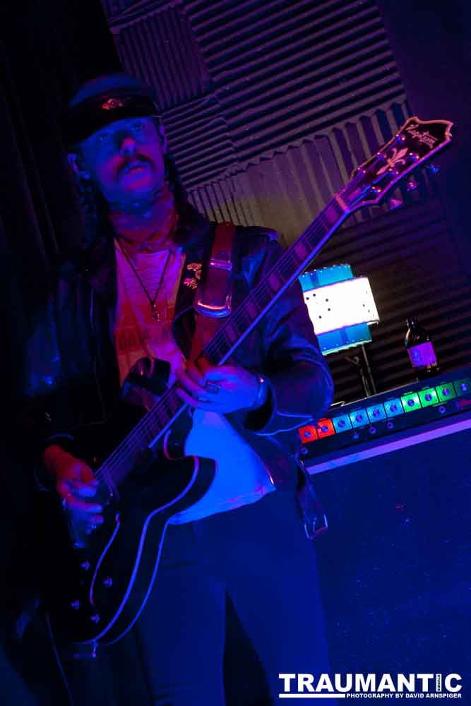 Image should appear here.