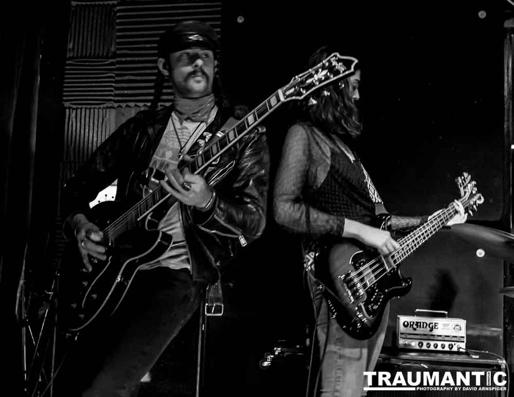 Image should appear here.