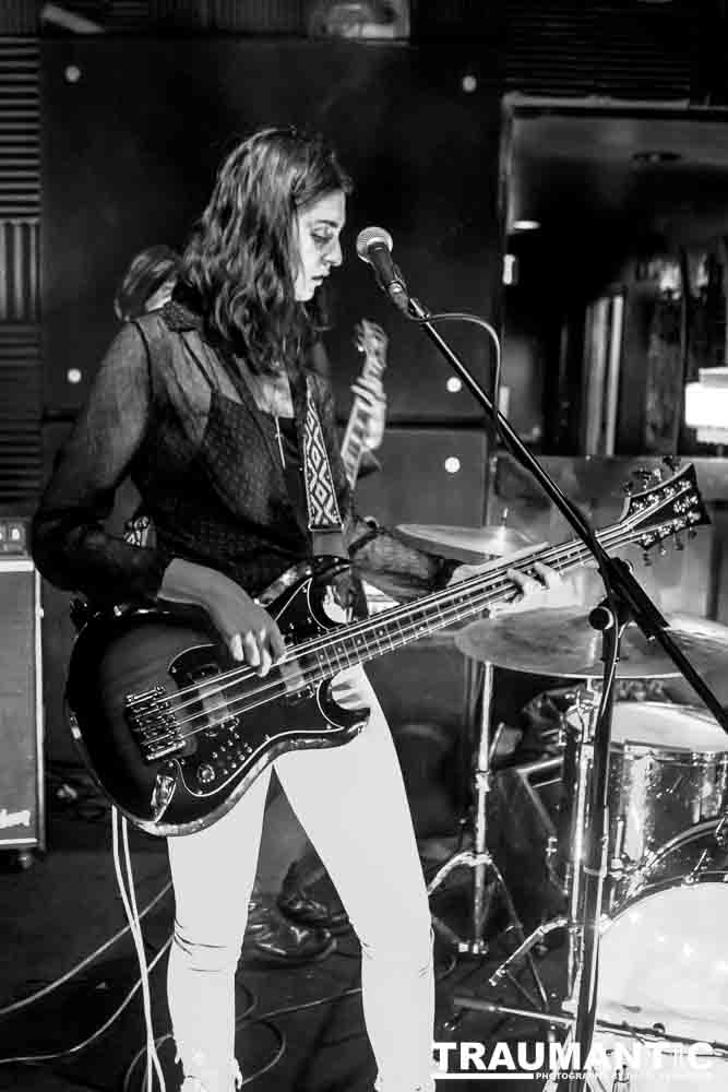 Image should appear here.