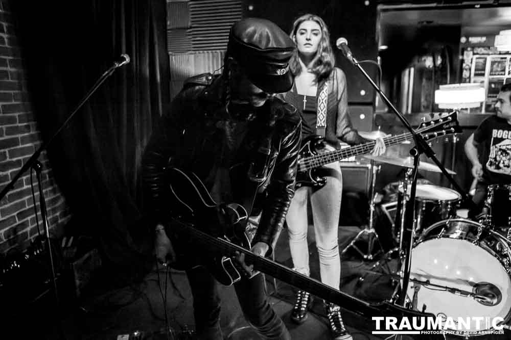 Image should appear here.