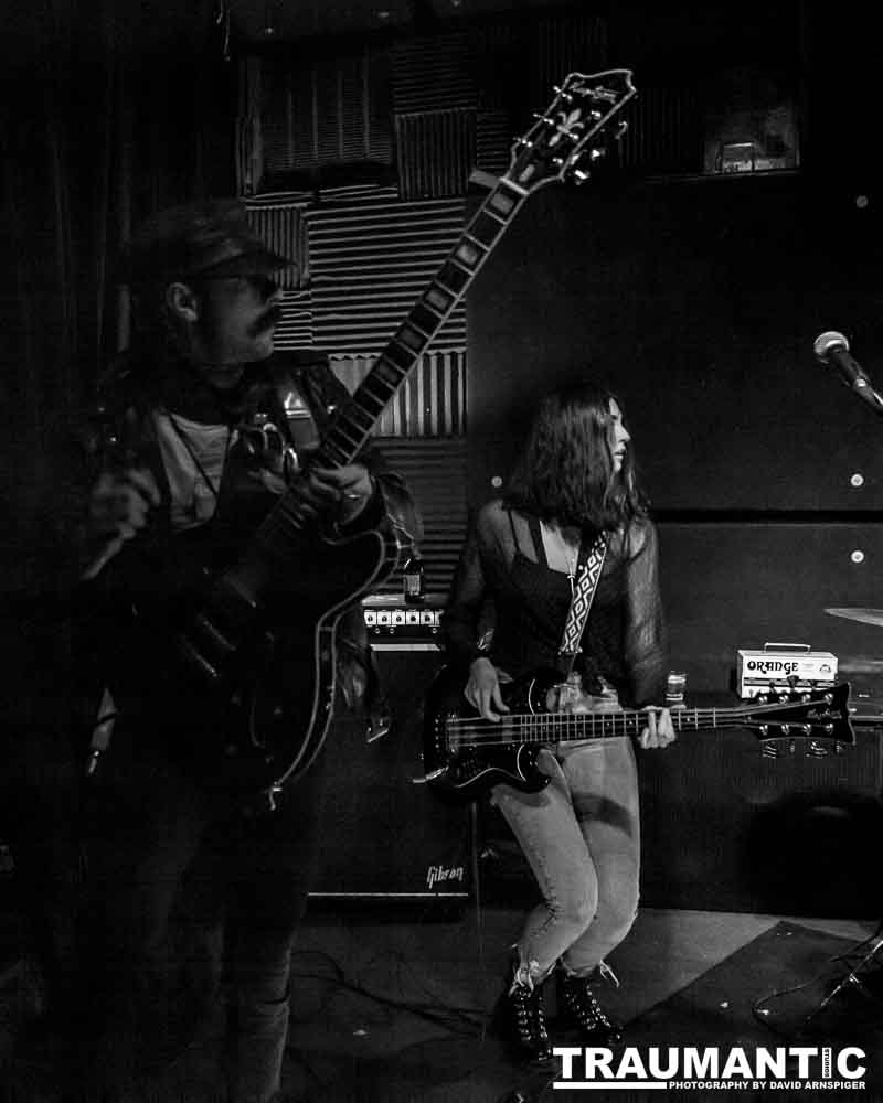 Image should appear here.